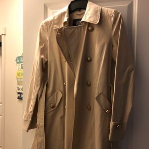 Vince Camuto Khaki trench coat